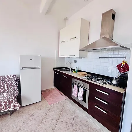 Rebecca Holidays Apartment *