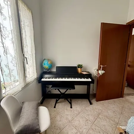 Rebecca Holidays Apartment